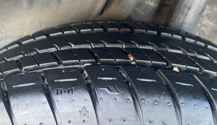 2019 Honda Amaze 1.2L I-VTEC S, CNG, Manual, 60,825 km, Left Rear Tyre Tread