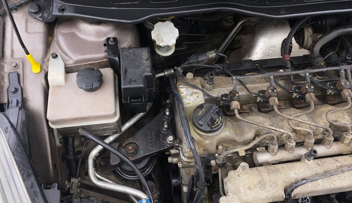 2013 Hyundai i20 SPORTZ 1.4 CRDI, Diesel, Manual, 1,48,956 km, Engine View - Right