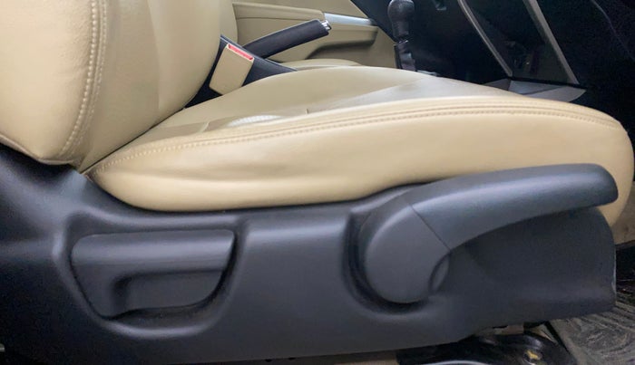 2016 Honda City 1.5L I-VTEC VX, Petrol, Manual, 34,954 km, Driver Side Adjustment Panel