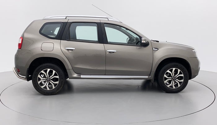 2017 Nissan Terrano XV PREMIUM D, Diesel, Manual, 92,636 km, Right Side View