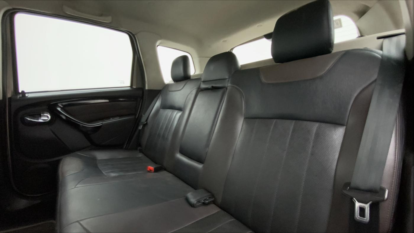 2017 Nissan Terrano XV PREMIUM D, Diesel, Manual, 92,636 km, Right Side Rear Door Cabin