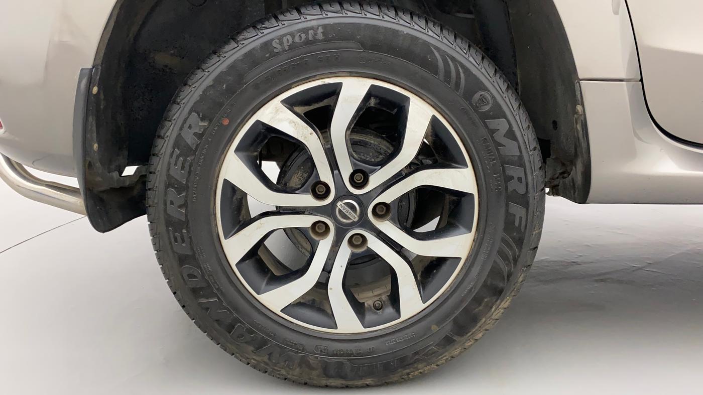 2017 Nissan Terrano XV PREMIUM D, Diesel, Manual, 92,636 km, Right Rear Wheel