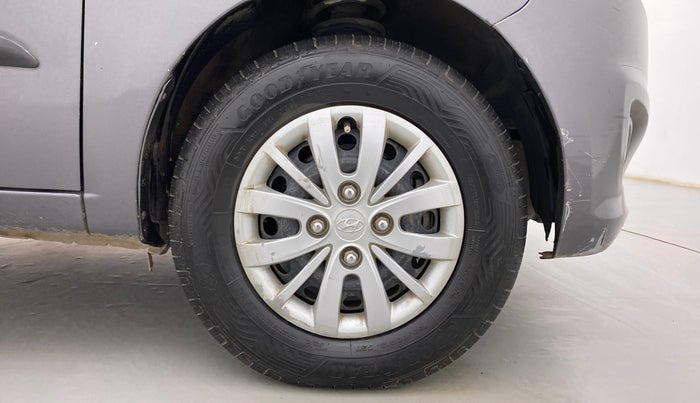 2013 Hyundai i10 MAGNA 1.1, Petrol, Manual, 77,460 km, Right Front Wheel