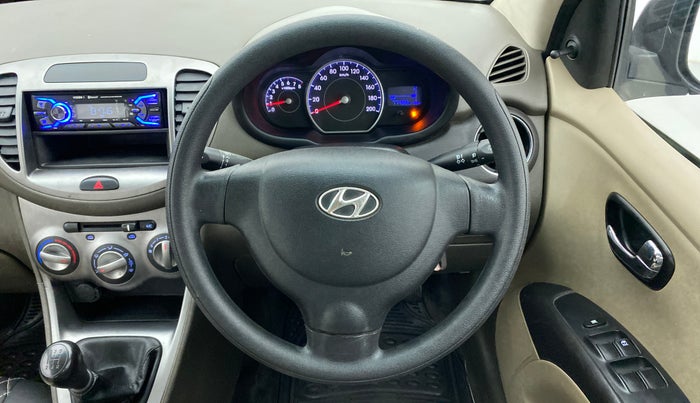 2013 Hyundai i10 MAGNA 1.1, Petrol, Manual, 77,460 km, Steering Wheel Close Up