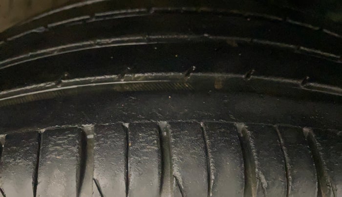 2021 KIA SONET HTK PLUS 1.0 DCT, Petrol, Automatic, 36,731 km, Right Front Tyre Tread