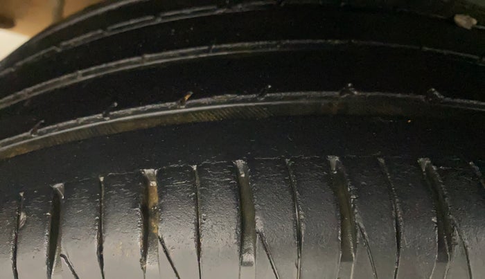 2021 KIA SONET HTK PLUS 1.0 DCT, Petrol, Automatic, 36,731 km, Right Rear Tyre Tread