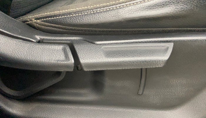 2021 KIA SONET HTK PLUS 1.0 DCT, Petrol, Automatic, 36,731 km, Driver Side Adjustment Panel