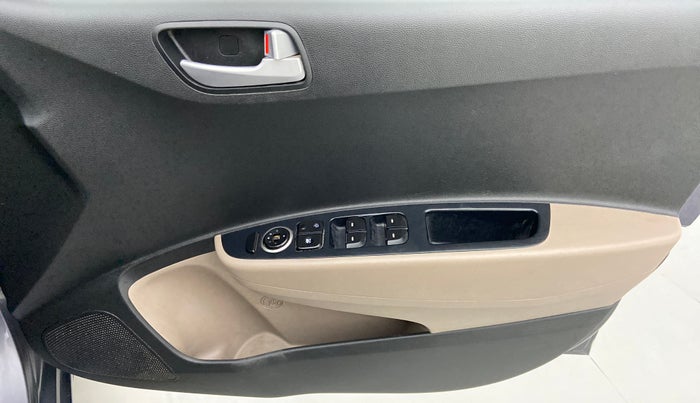 2017 Hyundai Grand i10 SPORTZ (O) 1.2 AT VTVT, Petrol, Automatic, 89,733 km, Driver Side Door Panels Control