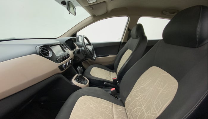 2017 Hyundai Grand i10 SPORTZ (O) 1.2 AT VTVT, Petrol, Automatic, 89,733 km, Right Side Front Door Cabin