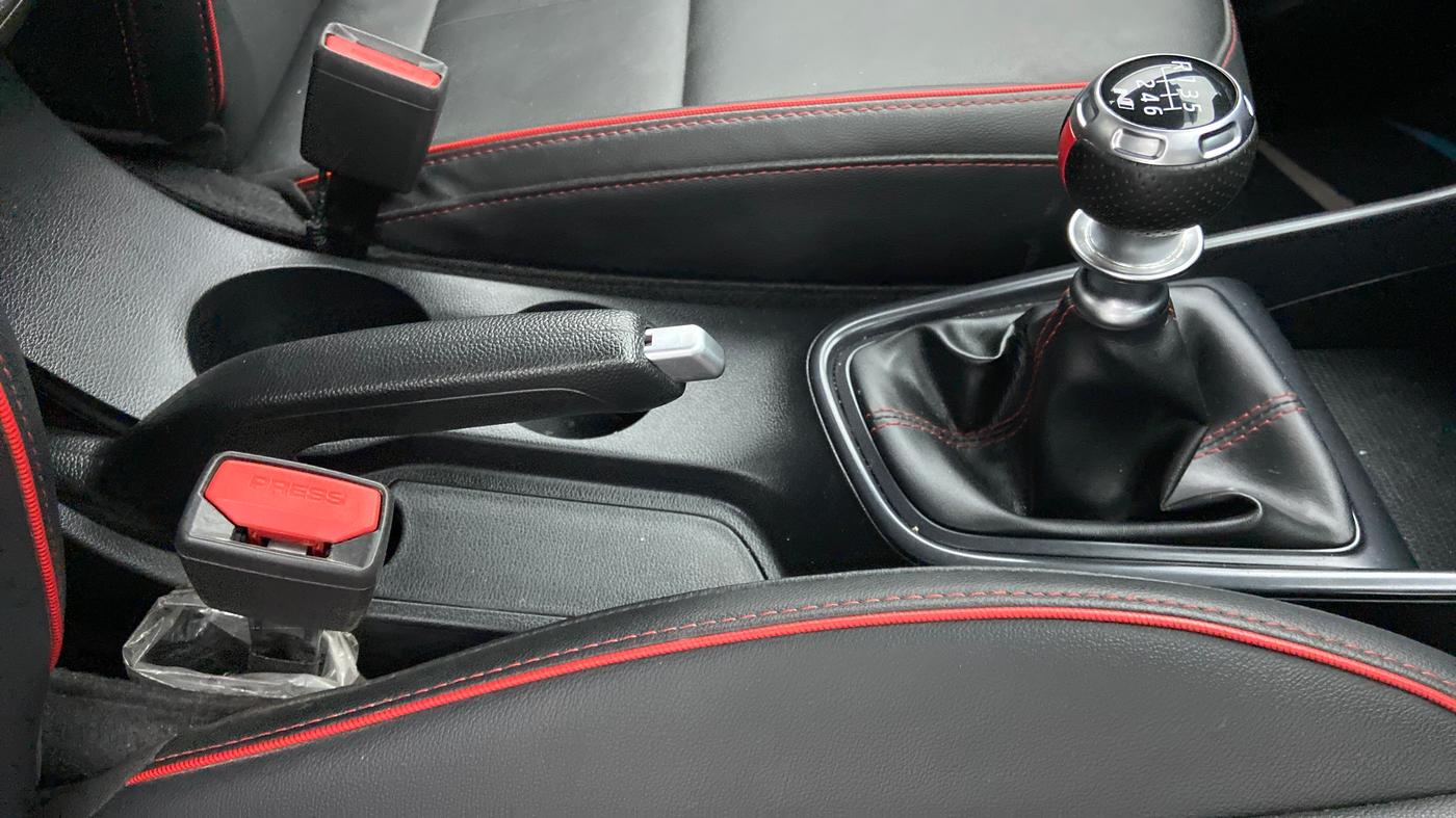 2021 Hyundai NEW I20 N LINE N6 1.0 TURBO GDI IMT DUAL TONE, Petrol, Manual, 34,360 km, Gear Lever