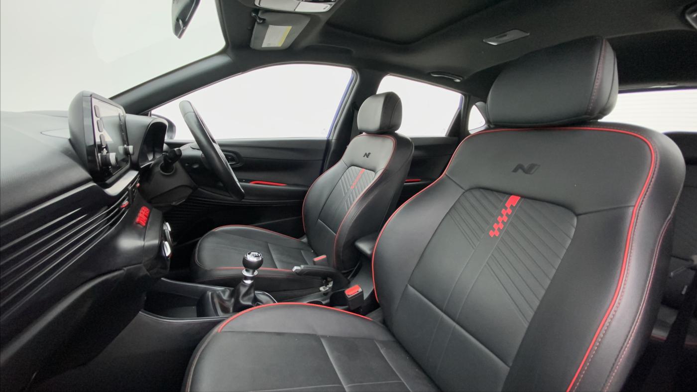 2021 Hyundai NEW I20 N LINE N6 1.0 TURBO GDI IMT DUAL TONE, Petrol, Manual, 34,360 km, Right Side Front Door Cabin
