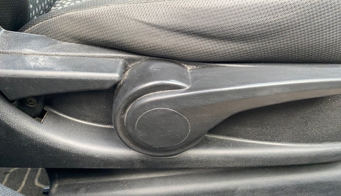 2018 Tata NEXON XZA PLUS DIESEL, Diesel, Automatic, 80,628 km, Driver Side Adjustment Panel