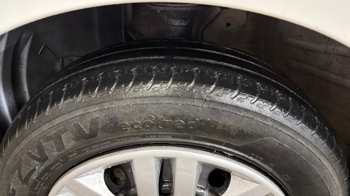 2022 Maruti New Wagon-R VXI 1.0, Petrol, Manual, 77,356 km, Left Front Tyre Tread