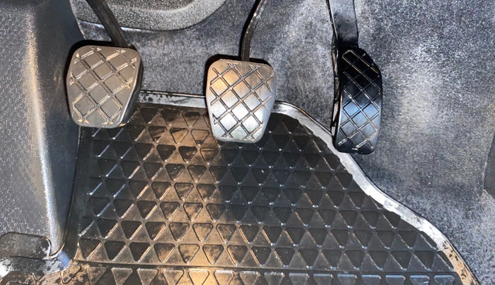 2019 Volkswagen Polo COMFORTLINE 1.0L MPI, Petrol, Manual, 70,587 km, Pedals