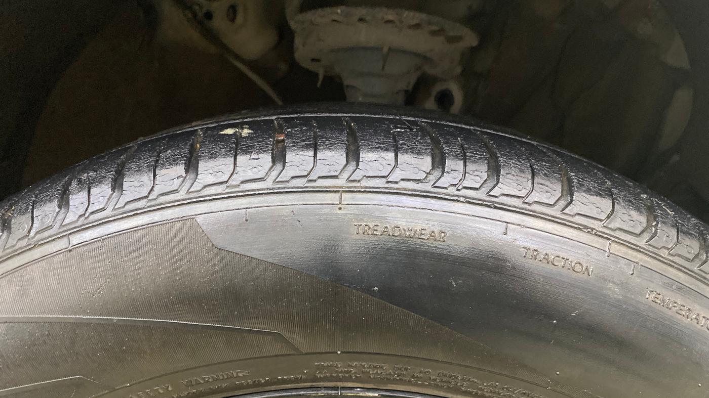 2015 Hyundai Creta SX PLUS 1.6 PETROL, Petrol, Manual, 51,247 km, Right Front Tyre Tread