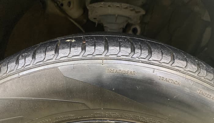 2015 Hyundai Creta SX PLUS 1.6 PETROL, Petrol, Manual, 51,230 km, Right Front Tyre Tread