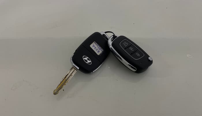 2015 Hyundai Creta SX PLUS 1.6 PETROL, Petrol, Manual, 51,230 km, Key Close Up