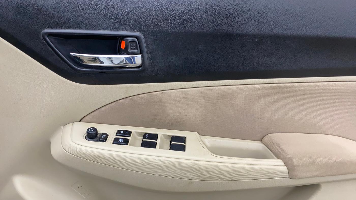 2022 Maruti Dzire VXI AMT, Petrol, Automatic, 68,705 km, Driver Side Door Panels Control