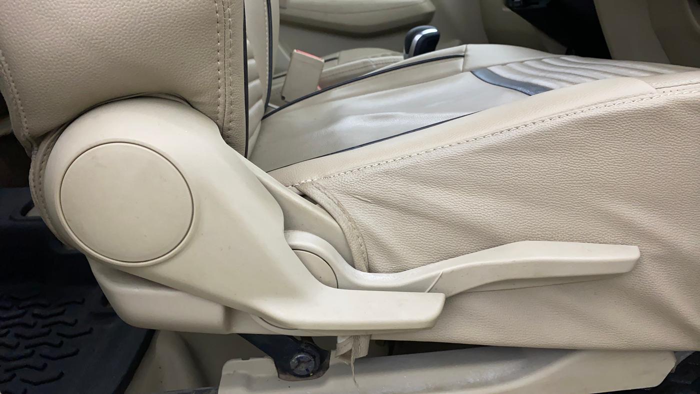 2022 Maruti Dzire VXI AMT, Petrol, Automatic, 68,705 km, Driver Side Adjustment Panel