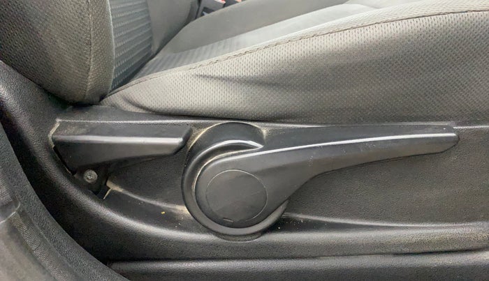 2017 Tata Tiago XZ PETROL, Petrol, Manual, 66,156 km, Driver Side Adjustment Panel