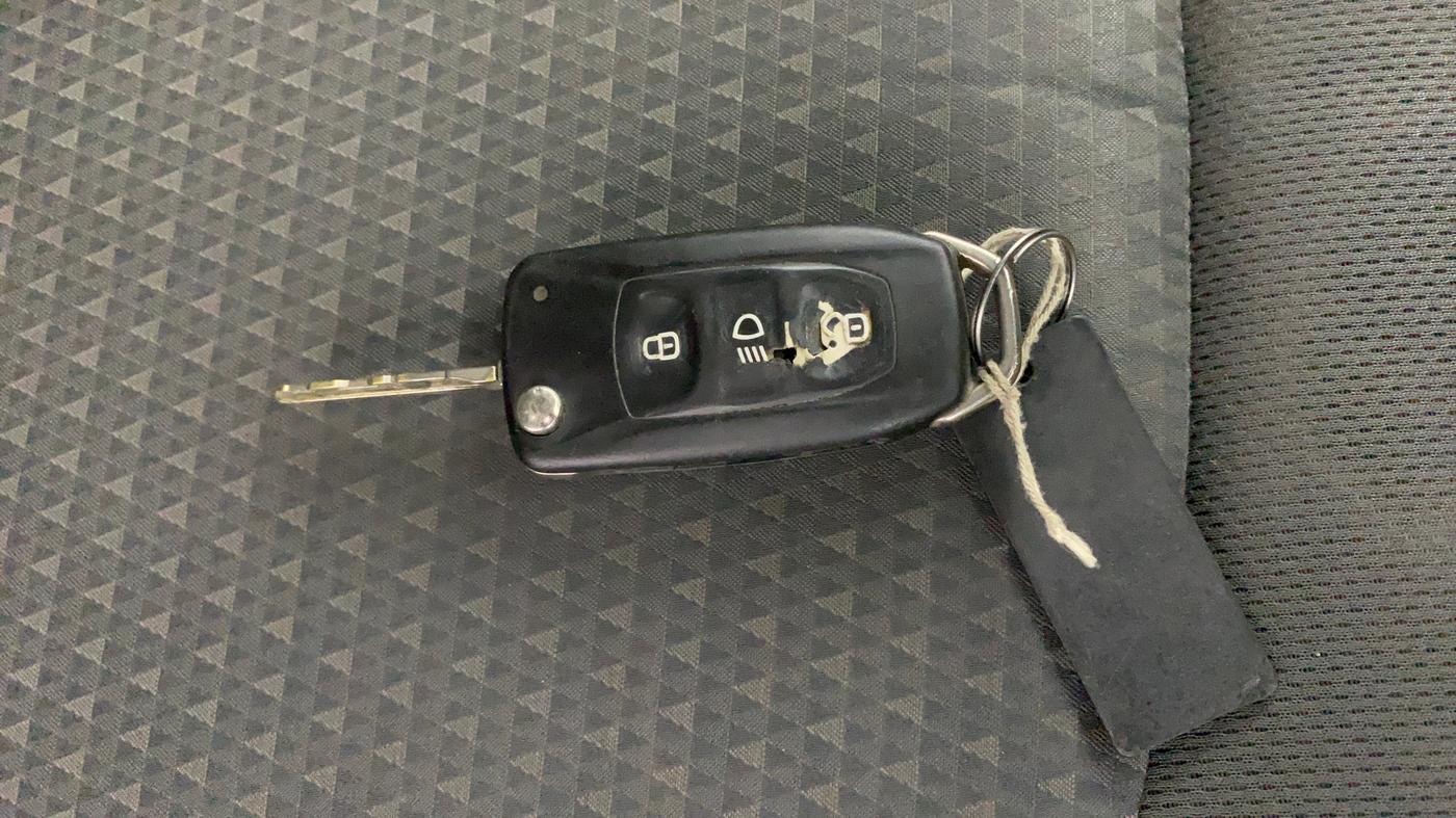 2017 Tata Tiago XZ PETROL, Petrol, Manual, 66,156 km, Key Close Up