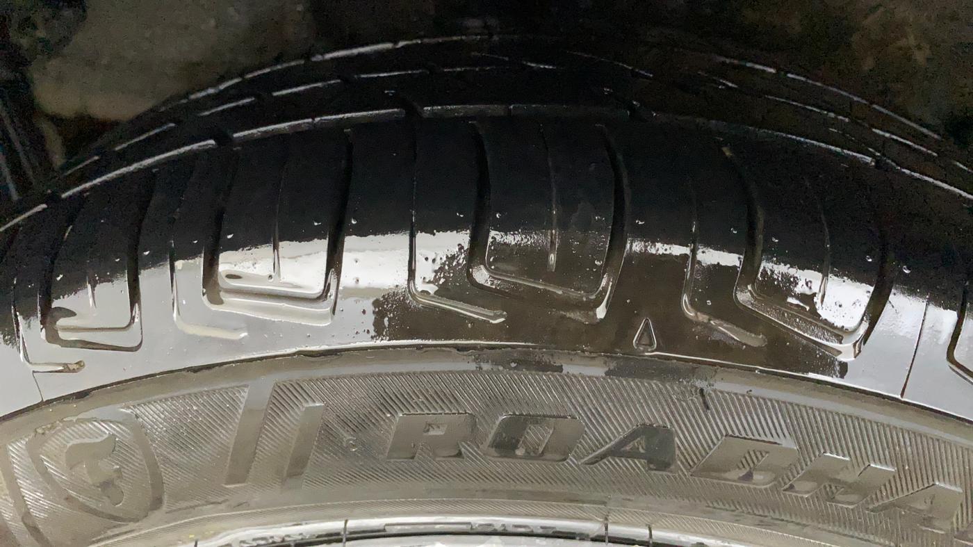 2017 Tata Tiago XZ PETROL, Petrol, Manual, 66,156 km, Right Rear Tyre Tread