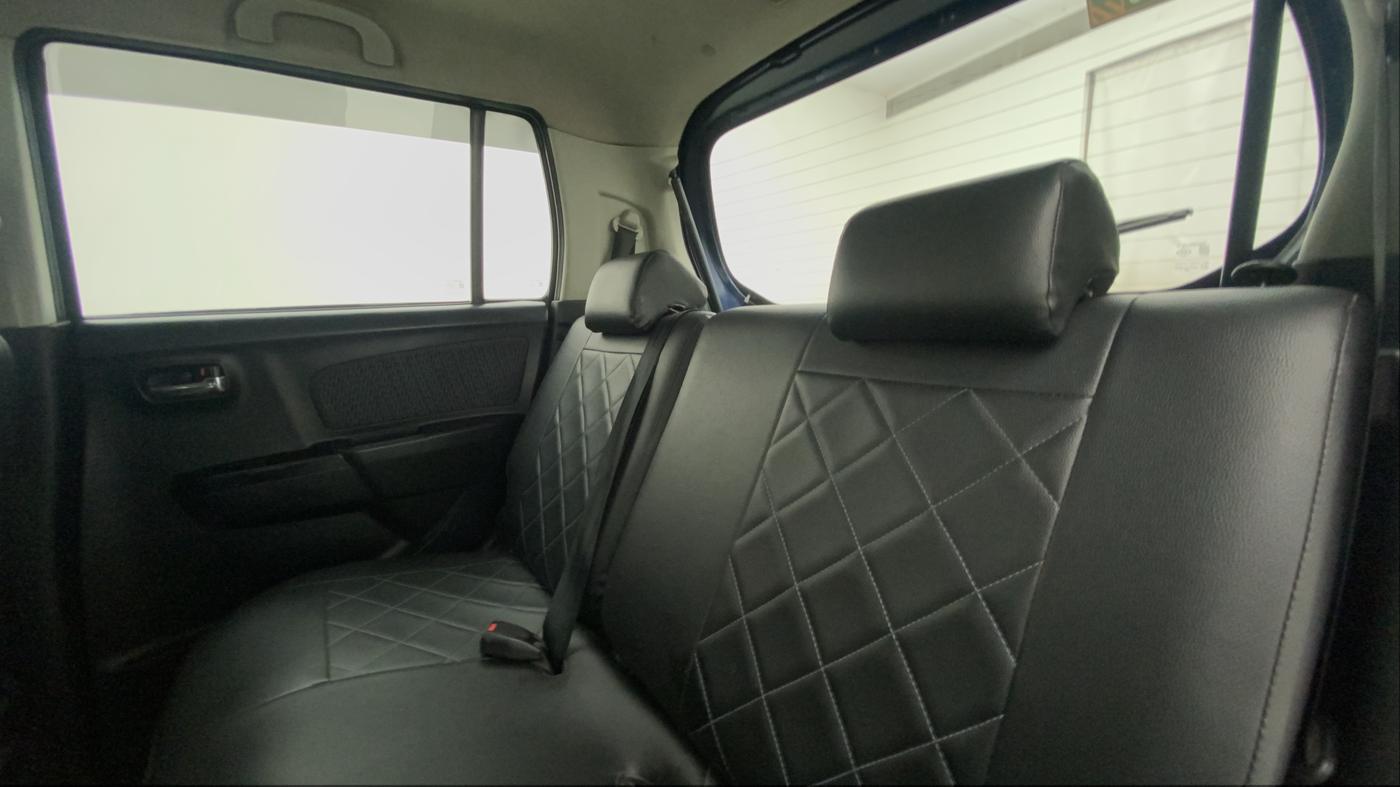 2014 Maruti Wagon R Stingray VXI, Petrol, Manual, 42,595 km, Right Side Rear Door Cabin