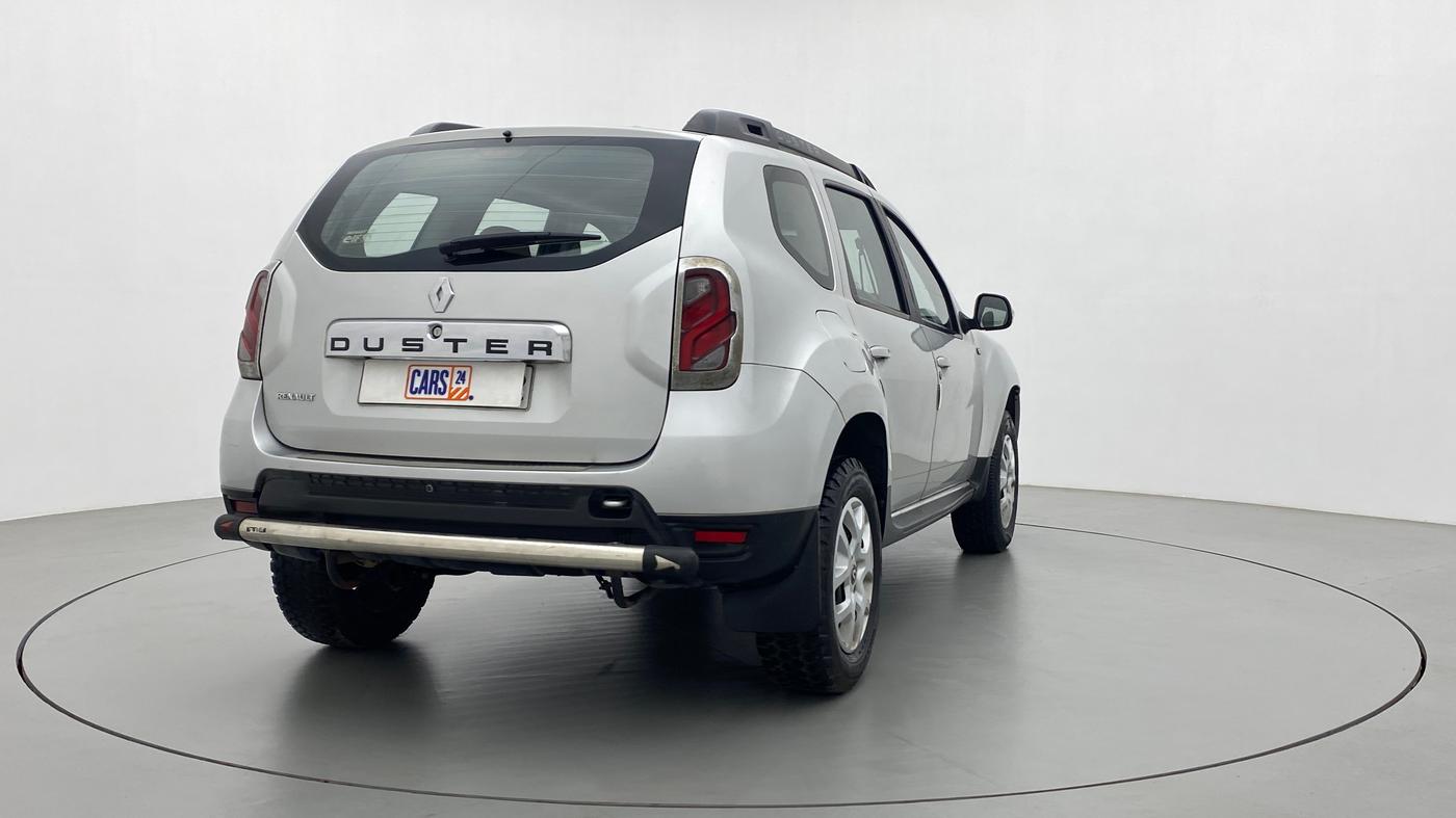 2017 Renault Duster RXL PETROL 104, Petrol, Manual, 73,748 km, Right Back Diagonal