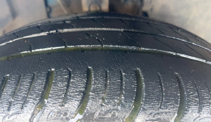 2021 Tata ALTROZ XM PLUS PETROL, Petrol, Manual, 54,967 km, Right Front Tyre Tread