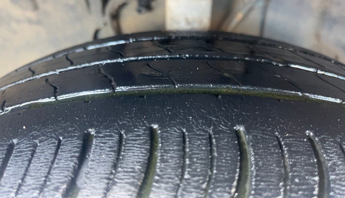 2021 Tata ALTROZ XM PLUS PETROL, Petrol, Manual, 54,967 km, Left Front Tyre Tread