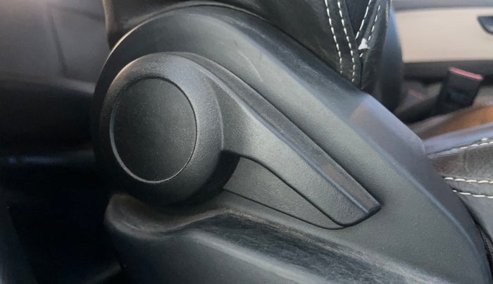 2021 Tata ALTROZ XM PLUS PETROL, Petrol, Manual, 54,967 km, Driver Side Adjustment Panel
