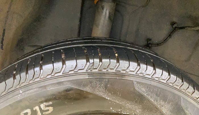 2023 Tata PUNCH ADVENTURE RHYTHM PACK AMT, Petrol, Automatic, 34,390 km, Right Rear Tyre Tread