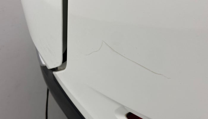 2022 Tata Harrier XZA PLUS 2.0L, Diesel, Automatic, 71,634 km, Rear bumper - Minor scratches