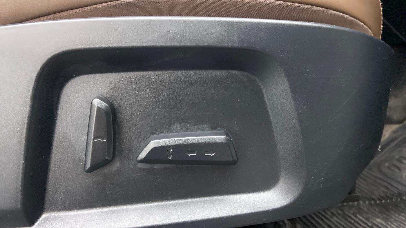 2022 Tata Harrier XZA PLUS 2.0L, Diesel, Automatic, 71,634 km, Electrically Adjustable Driver's Seat
