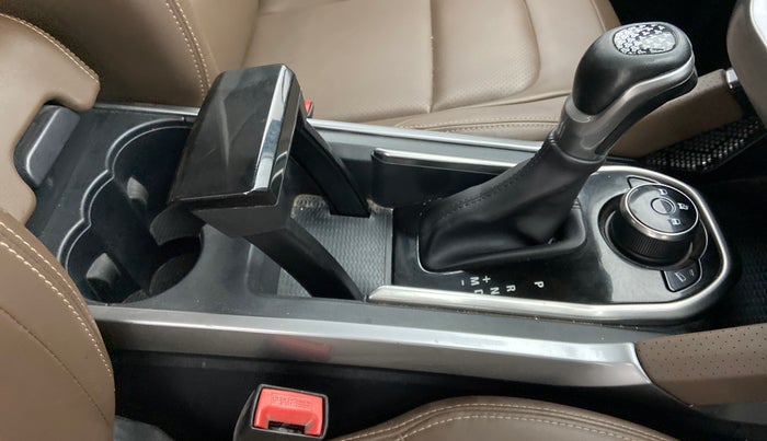 2022 Tata Harrier XZA PLUS 2.0L, Diesel, Automatic, 71,634 km, Gear Lever