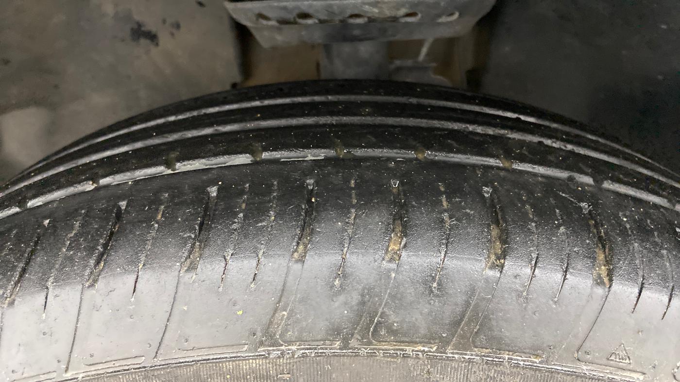 2022 Tata Harrier XZA PLUS 2.0L, Diesel, Automatic, 71,634 km, Left Front Tyre Tread