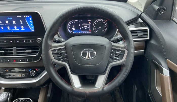 2022 Tata Harrier XZA PLUS 2.0L, Diesel, Automatic, 71,634 km, Steering Wheel Close Up