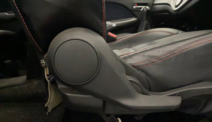 2020 Maruti Baleno ZETA PETROL 1.2, Petrol, Manual, 22,270 km, Driver Side Adjustment Panel