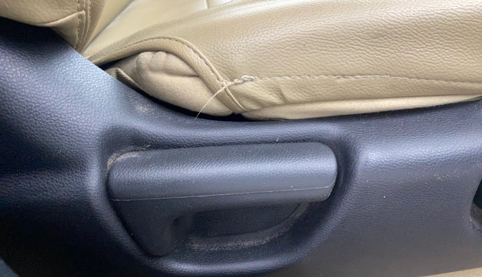 2021 Honda City 1.5L I-VTEC V MT 4TH GEN, Petrol, Manual, 45,713 km, Driver Side Adjustment Panel