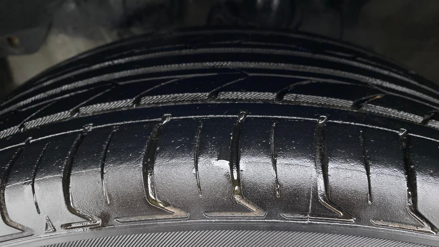 2016 Honda City VX MT PETROL, Petrol, Manual, 95,353 km, Left Front Tyre Tread