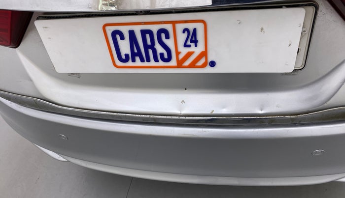 2016 Honda City VX MT PETROL, Petrol, Manual, 95,353 km, Dicky (Boot door) - Slightly dented