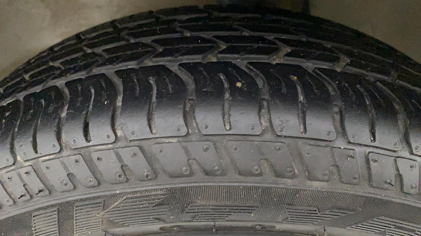 2019 Maruti Alto K10 VXI (O) AMT, Petrol, Automatic, 8,885 km, Left Front Tyre Tread