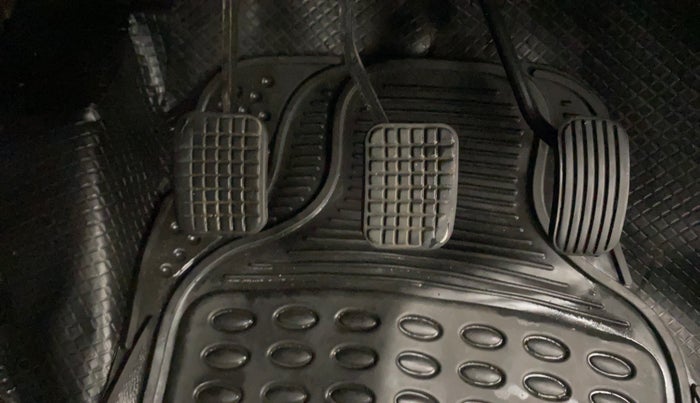 2017 Tata Tiago XZ PETROL, Petrol, Manual, 38,576 km, Pedals