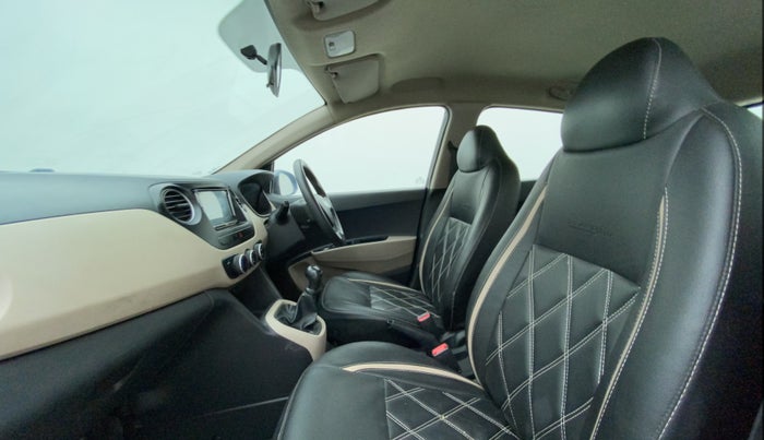 2017 Hyundai Grand i10 MAGNA 1.2 KAPPA VTVT, Petrol, Manual, 68,888 km, Right Side Front Door Cabin