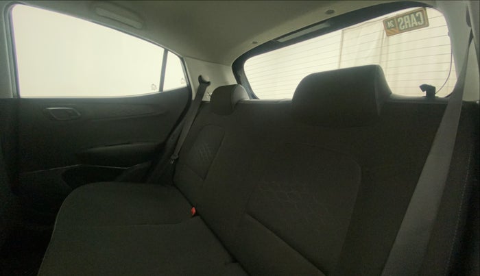 2019 Hyundai GRAND I10 NIOS SPORTZ 1.2 KAPPA VTVT DUAL TONE, Petrol, Manual, 30,977 km, Right Side Rear Door Cabin