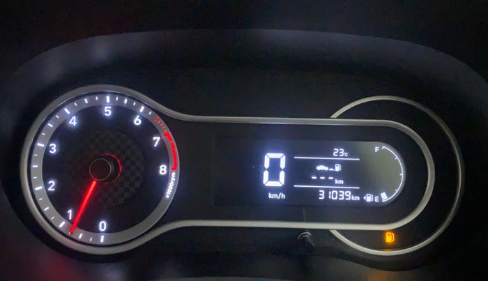 2019 Hyundai GRAND I10 NIOS SPORTZ 1.2 KAPPA VTVT DUAL TONE, Petrol, Manual, 30,977 km, Odometer Image