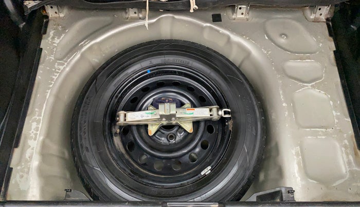 2018 Maruti Swift VDI, Diesel, Manual, 69,055 km, Spare Tyre