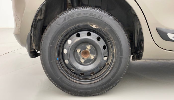 2018 Maruti Swift VDI, Diesel, Manual, 69,055 km, Right Rear Wheel