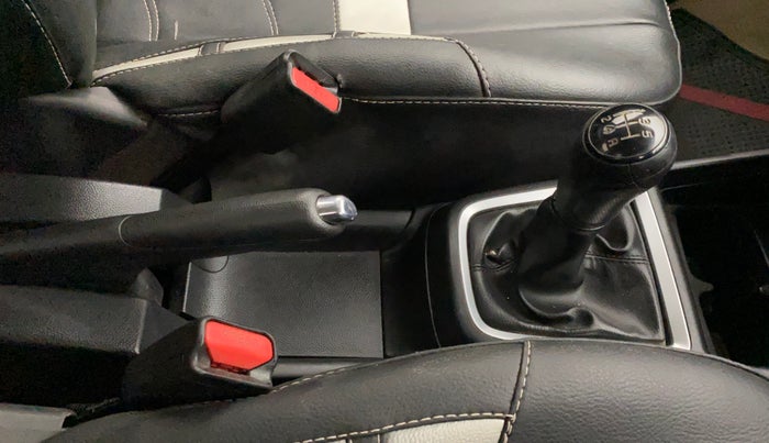 2018 Maruti Swift VDI, Diesel, Manual, 69,055 km, Gear Lever