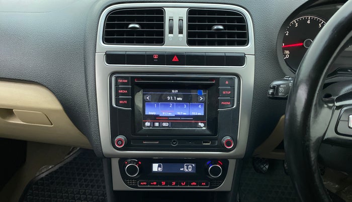 2017 Volkswagen Polo HIGHLINE1.2L PETROL, Petrol, Manual, 46,110 km, Air Conditioner